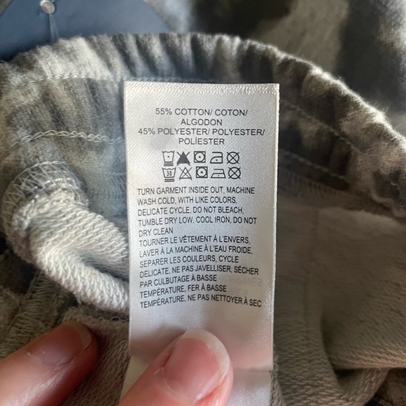 Lucky Brand Shorts - Picture 10 of 10